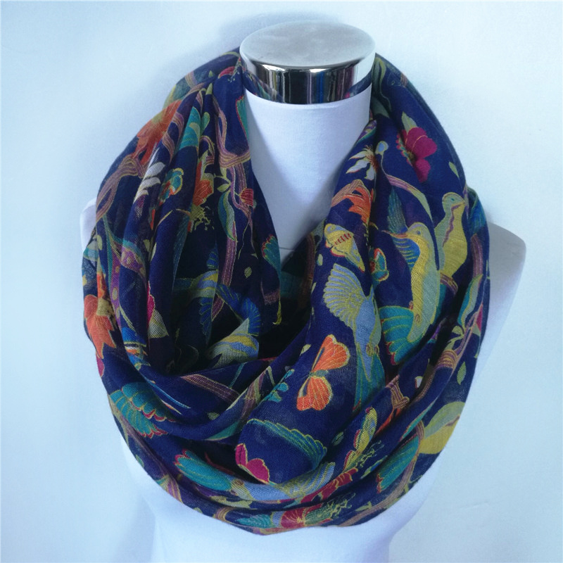 New Magpie Bird print Viscose  – Infinity Scarf Knit Bewertung und Preis