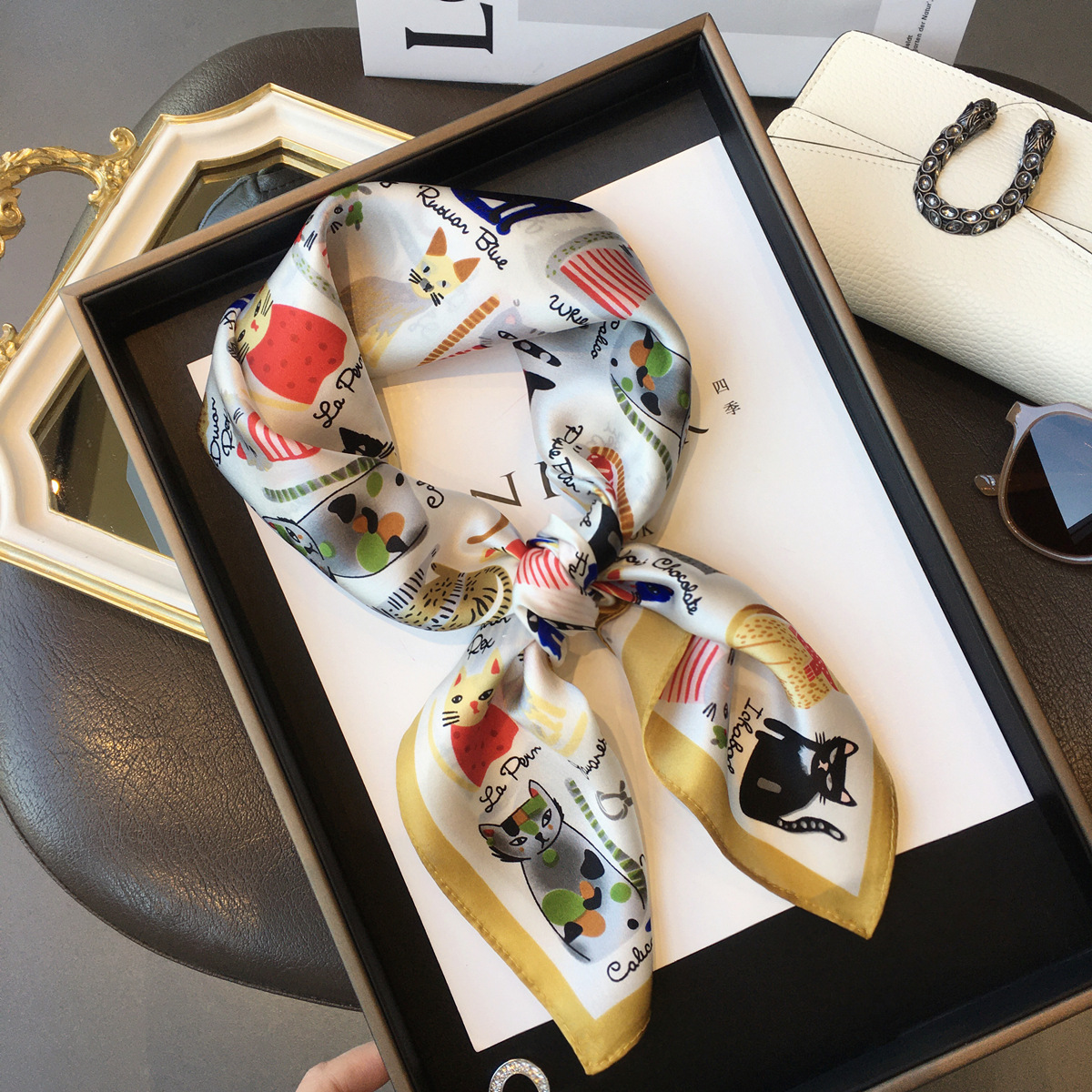 Luxury Brand 2023 Silk Square  – Silk Tie Striped Bewertung und Preis