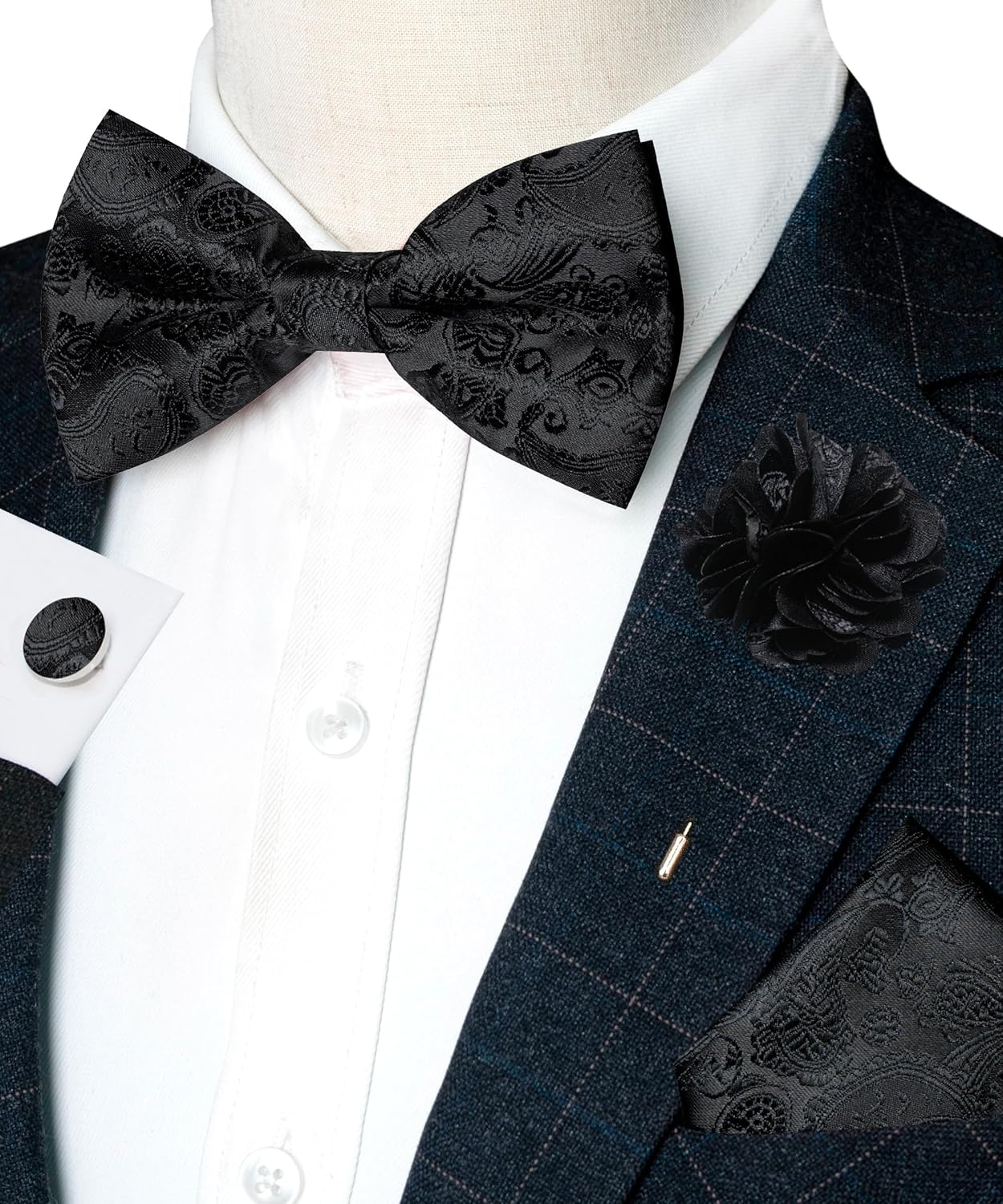 Paisley Pre-tied Bow Tie and P – Pocket Square Set Bewertung und Preis