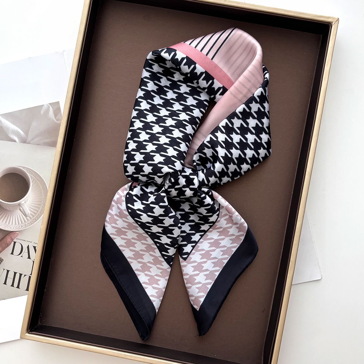 New Printed Square Scarf For W – Silk Neck Scarf Bewertung und Preis