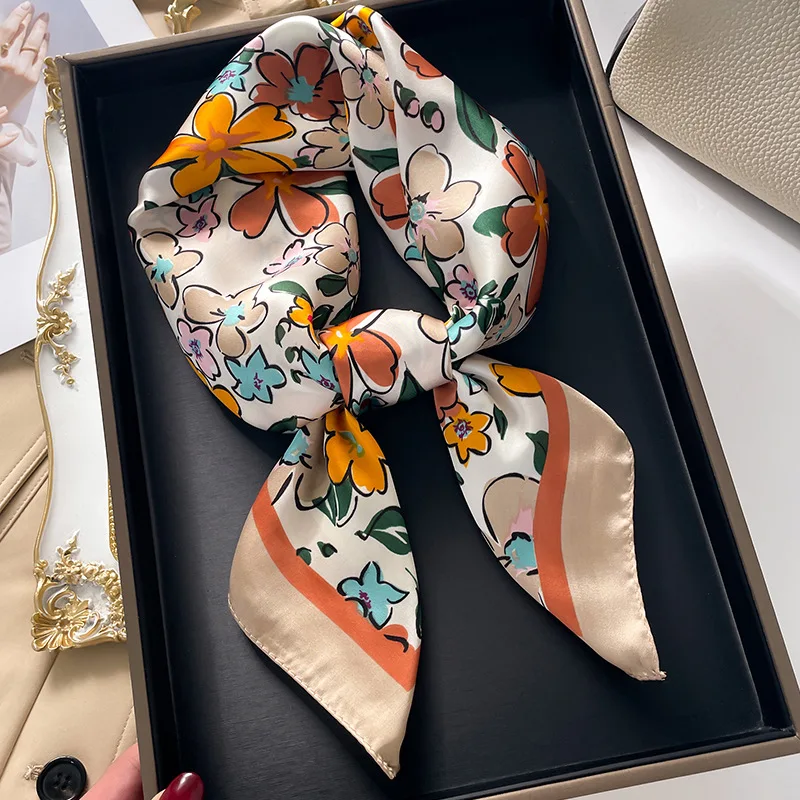 Luxury Square Scarf For Women  – Silk Neck Scarf Bewertung und Preis
