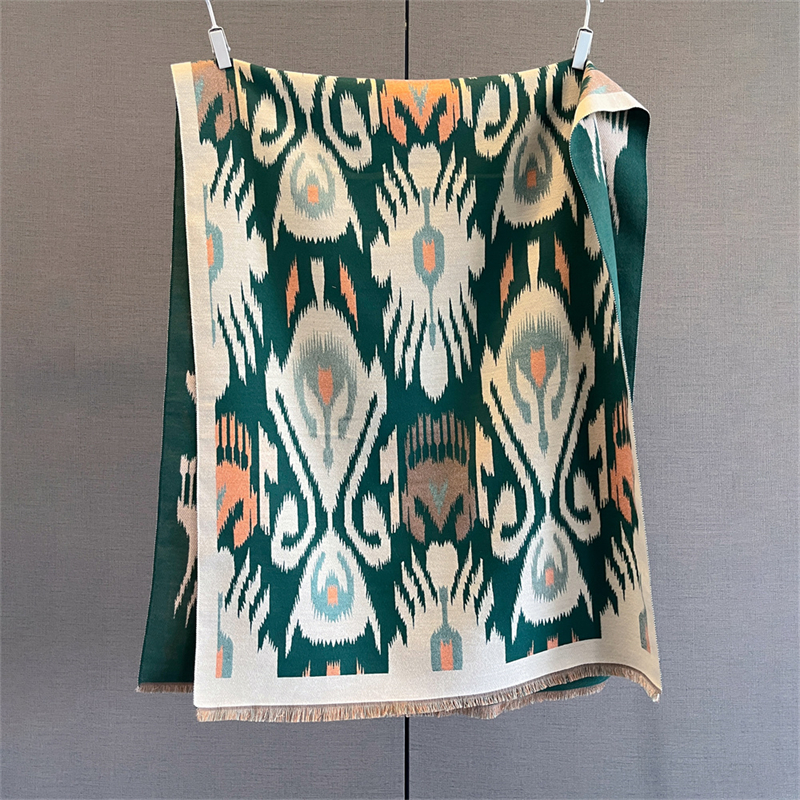 2025 Brand Warm Cashmere Ponch – Woven Scarf Blanket Bewertung und Preis