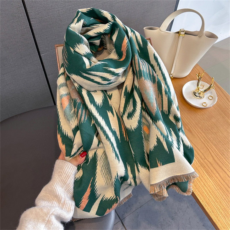 2025 Brand Warm Cashmere Ponch – Woven Scarf Blanket Bewertung und Preis