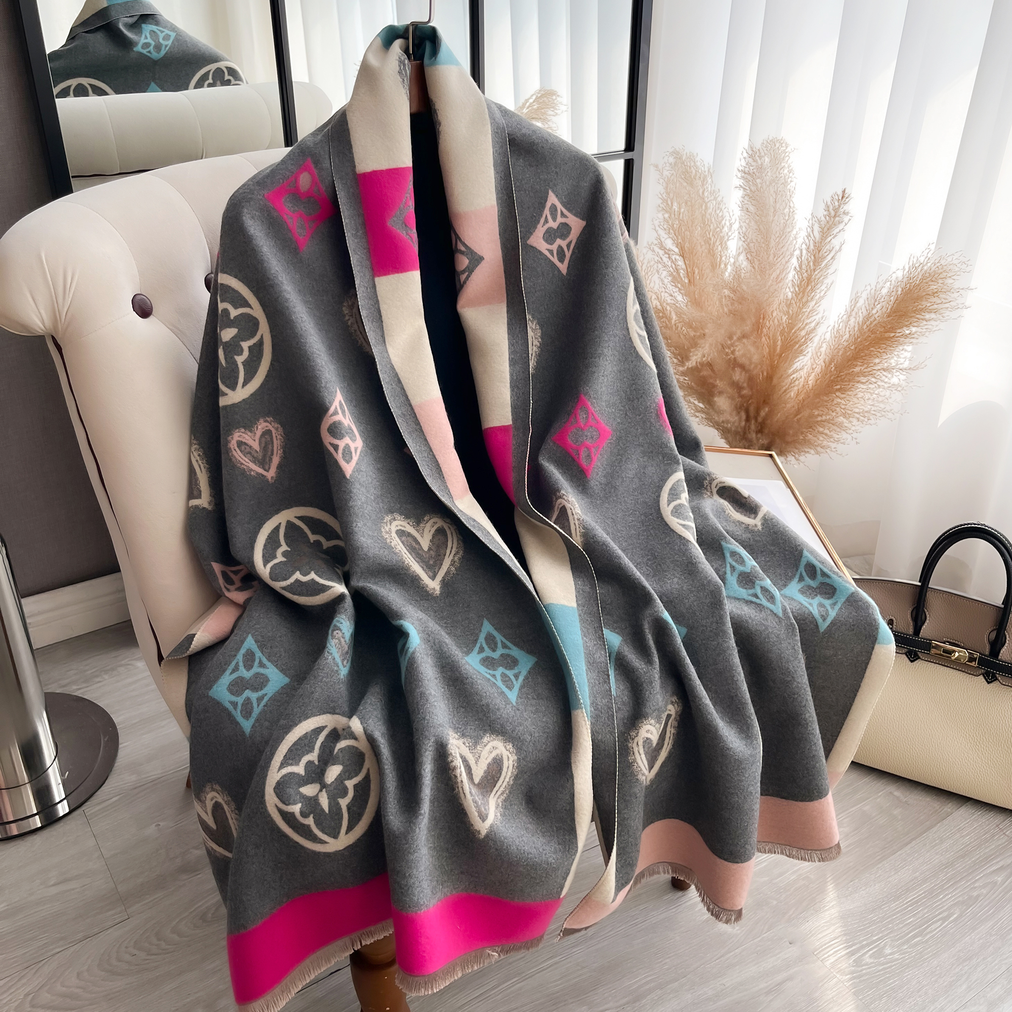 Luxury Cashmere Love Scarf Win – Woven Scarf Blanket Bewertung und Preis