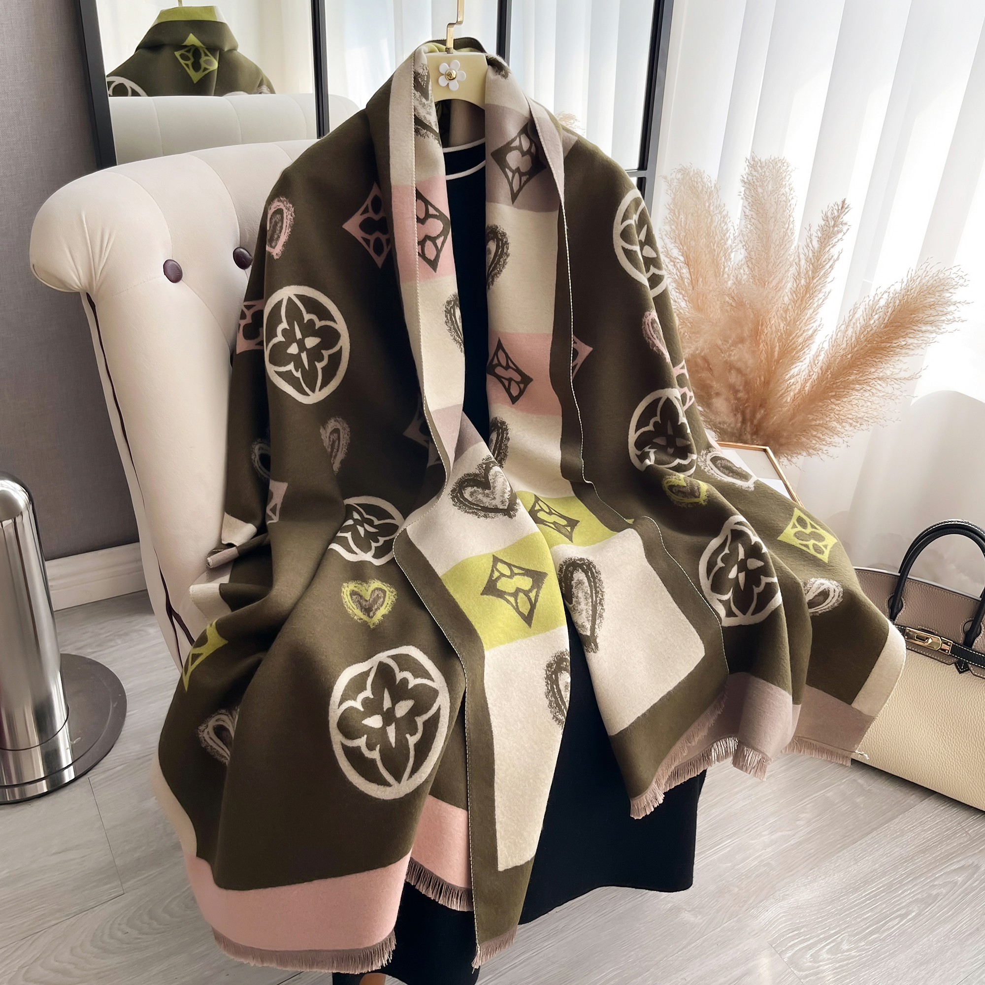 Luxury Cashmere Love Scarf Win – Woven Scarf Blanket Bewertung und Preis