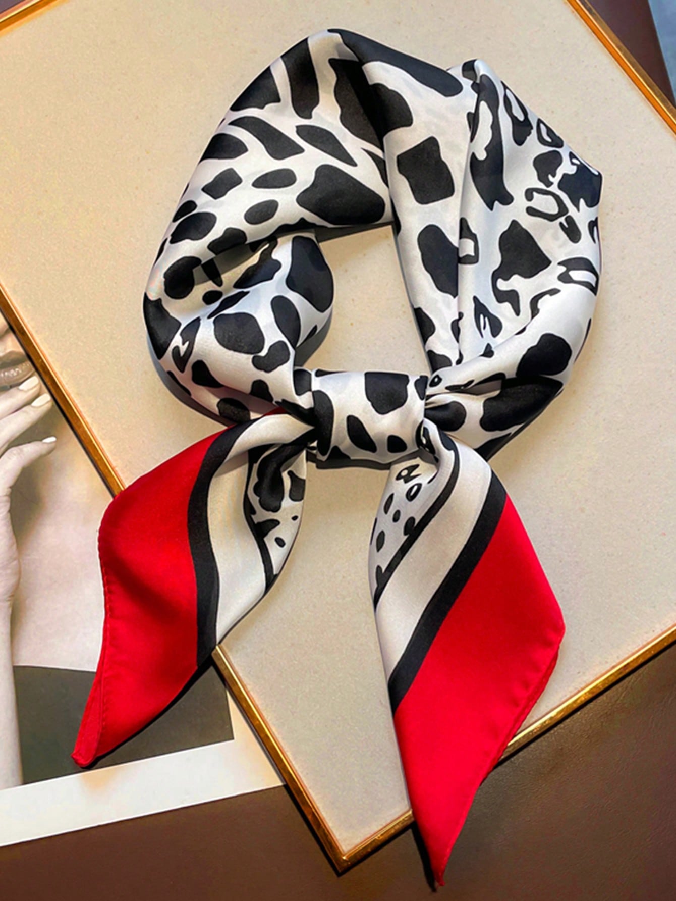1pc Faux Silk Retro Leopard Pr – Bandana Cotton Bewertung und Preis