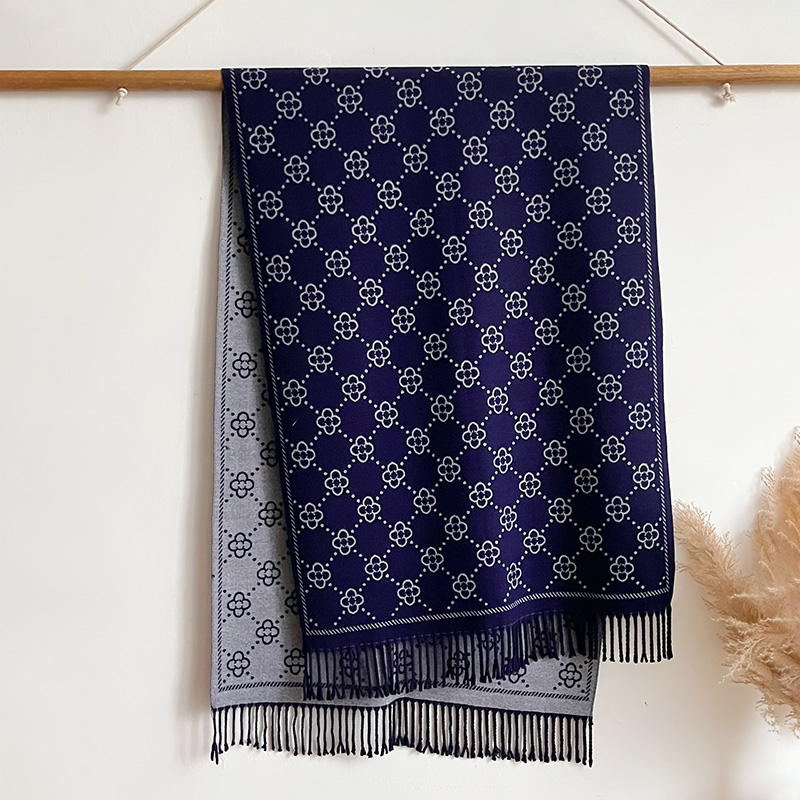Brands Jacquard Design Winter  – Woven Scarf Blanket Bewertung und Preis